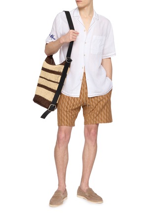 模特儿示范图 - 点击放大 - FRESCOBOL CARIOCA - Embroidered Camp Collar Shirt