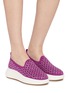 模特儿示范图 - 点击放大 - PEDDER RED - Dakota Rhinestone Embellished Knit Flats