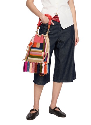 模特儿示范图 - 点击放大 - GUANABANA - Zoe Macrame Handle Crossbody Bag