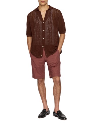 模特儿示范图 - 点击放大 - PIACENZA 1733 - Short Sleeve Crochet Button Up Cotton Shirt