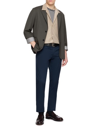 模特儿示范图 - 点击放大 - TOMORROWLAND - Ice Cotton Chino Trousers