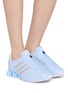 模特儿示范图 - 点击放大 - ADIDAS - Megaride S2 Miaou Unisex Sneakers