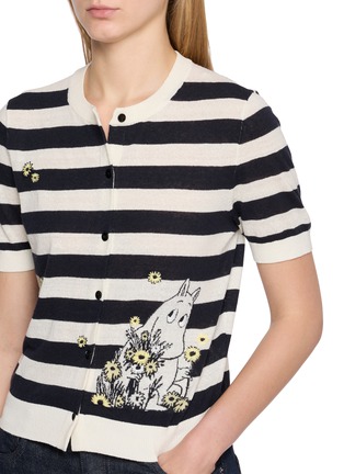  - MO&CO. - X MOOMIN Short Sleeve Jacquard Striped Knit Cardigan