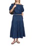 模特儿示范图 - 点击放大 - MO&CO. - Off Shoulder Denim Top