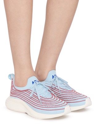 模特儿示范图 - 点击放大 - ATHLETIC PROPULSION LABS - TechLoom Zipline Women's Sneakers