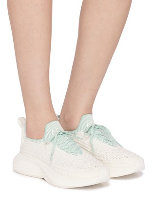 模特儿示范图 - 点击放大 - ATHLETIC PROPULSION LABS - TechLoom Zipline Women's Sneakers
