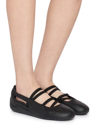模特儿示范图 - 点击放大 - PUMA - Speedcat Ballet Leather Women's Sneakers