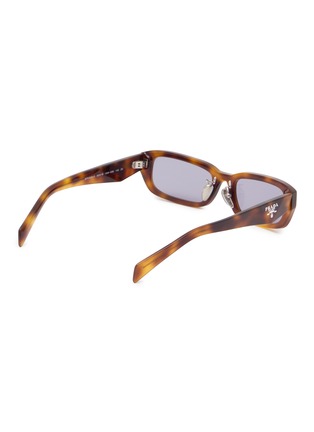 模特儿示范图 - 点击放大 - PRADA - Tortoise Acetate Rectangle Sunglasses