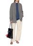模特儿示范图 - 点击放大 - THE ELDER STATESMAN - Italy Smoking Cashmere Cardigan