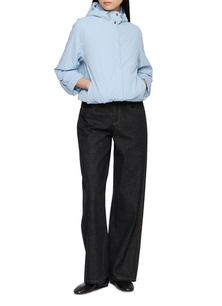 模特儿示范图 - 点击放大 - HERNO - 连帽棉服外套
