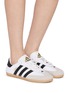 模特儿示范图 - 点击放大 - ADIDAS - X CLOT BY EDISON CHEN 中性款 SAMBA 系带运动鞋