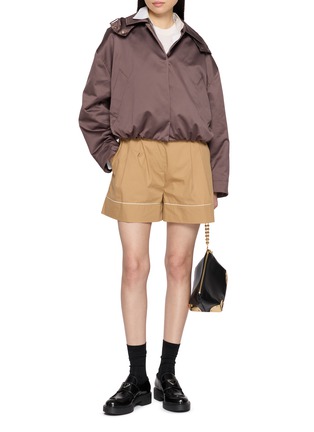 模特儿示范图 - 点击放大 - MONCLER - 连帽抽绳下摆夹克