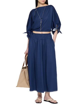 模特儿示范图 - 点击放大 - EDITION - Boat Neck Off Shoulder Blouse