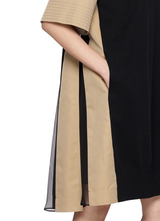  - SACAI - 褶裥拼接连衣裙