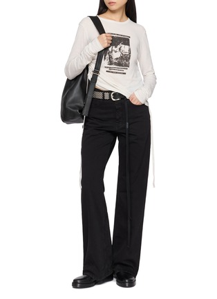 模特儿示范图 - 点击放大 - ANN DEMEULEMEESTER - DOT 褶皱长袖上衣