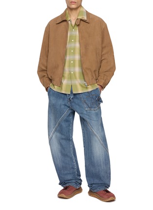 模特儿示范图 - 点击放大 - JW ANDERSON - Long Sleeve Embroidered Collar Chequered Shirt
