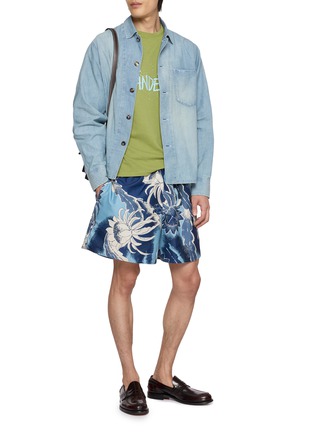 模特儿示范图 - 点击放大 - JW ANDERSON - Hawaiian Print Swim Shorts