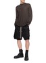 模特儿示范图 - 点击放大 - RICK OWENS - Cargobela Exposed Zip Technical Shorts
