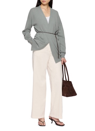 模特儿示范图 - 点击放大 - PESERICO - Belted Embellished Cuff Knit Cardigan
