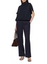 模特儿示范图 - 点击放大 - PESERICO - Mock Neck Embellished Short Sleeve Top