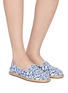 模特儿示范图 - 点击放大 - ROTHY'S - Patterned Knit Flats