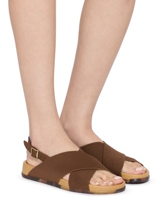 模特儿示范图 - 点击放大 - ROTHY'S - The Weekend Sandals