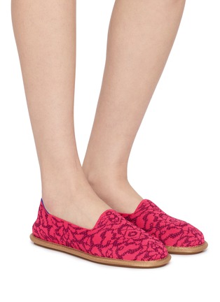 模特儿示范图 - 点击放大 - ROTHY'S - Patterned Knit Flats
