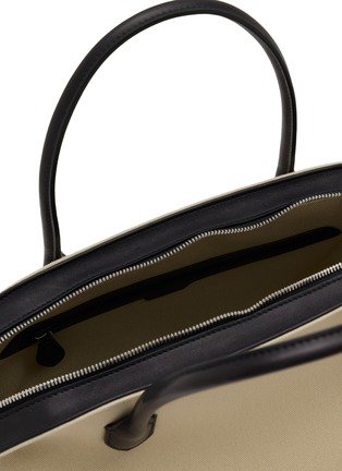 细节 - 点击放大 - THE ROW - Agnes 15 Canvas Leather Trim Top Handle Bag