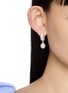 正面 -点击放大 - MISSOMA - Baya Sterling Silver Plated Brass Pearl Hoop Earrings