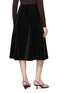 背面 - 点击放大 - THE LOOM - Aura Suede Midi Skirt