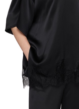  - R2W - Myrte Oversized Silk Blouse