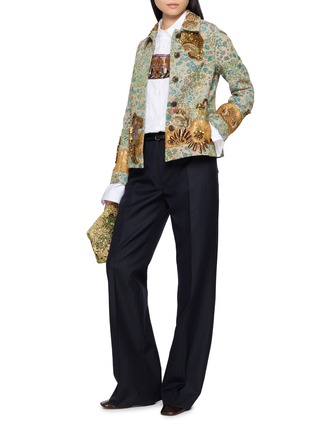 模特儿示范图 - 点击放大 - DRIES VAN NOTEN - 细腰带微喇长裤
