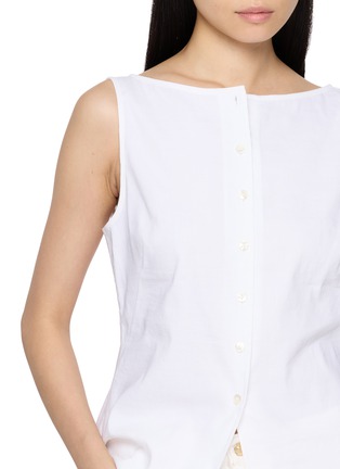  - THEORY - Sleeveless Boat Neck Button Front Crunch Top