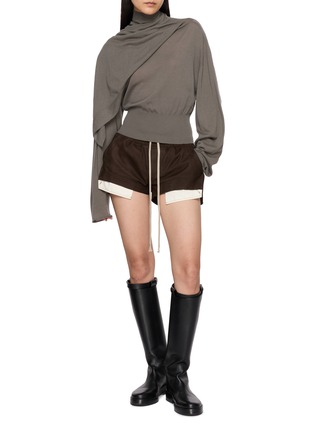 模特儿示范图 - 点击放大 - RICK OWENS - Maglia Scarf Knit Sweater