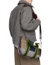 模特儿示范图 - 点击放大 - DRIES VAN NOTEN - Small Striped Patchwork Tote Bag