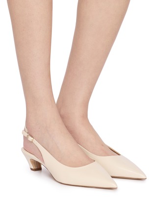 模特儿示范图 - 点击放大 - SAM EDELMAN - 35 FINCH 尖头皮革中跟鞋
