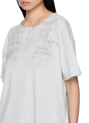  - MAISON MARGIELA - Oversized Numeric Handpainted Logo Cotton T-Shirt