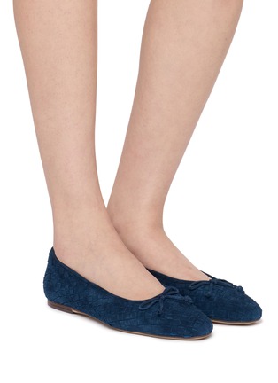 模特儿示范图 - 点击放大 - SAM EDELMAN - Ruthie Woven Suede Ballerina Flats