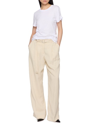 模特儿示范图 - 点击放大 - HELMUT LANG - Knot Detail T-Shirt