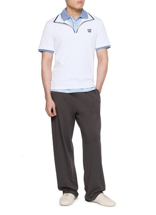 模特儿示范图 - 点击放大 - SOUTHCAPE - Half Zip Logo T-Shirt