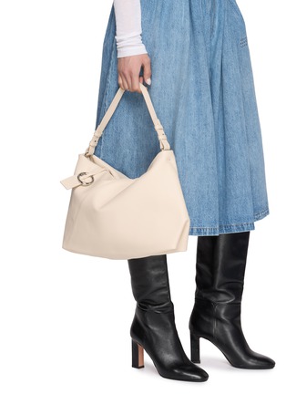 模特儿示范图 - 点击放大 - MM6 MAISON MARGIELA - Japanese Pochette Leather Shoulder Bag