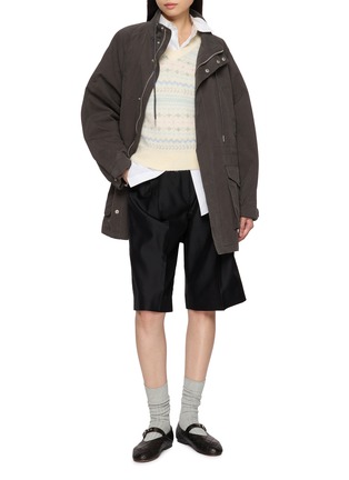 模特儿示范图 - 点击放大 - DUNST - Unisex V-Neck Knit Vest