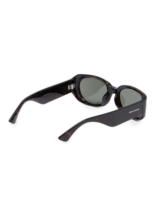 模特儿示范图 - 点击放大 - SAINT LAURENT - 异形框太阳眼镜