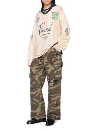 模特儿示范图 - 点击放大 - FOUND - Camouflage Utility Cargo Pants