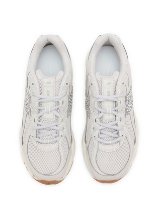 模特儿示范图 - 点击放大 - NEW BALANCE - 740 Lace Up Unisex Sneakers