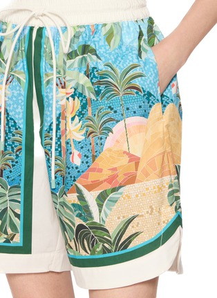  - FARM RIO - Mosaic Print Drawstring Shorts
