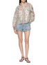 模特儿示范图 - 点击放大 - FARM RIO - Rendeira Embroidered Cutwork Blouse