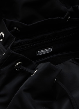 细节 - 点击放大 - PRADA - Re-Nylon Backpack