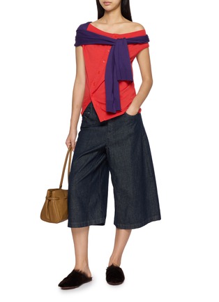 模特儿示范图 - 点击放大 - JW ANDERSON - Layered Off Shoulder Tank Top