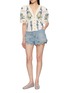 模特儿示范图 - 点击放大 - FARM RIO - Floral Embroidered Blouse